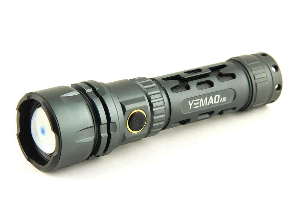 Фонарь ручной HIGH-POWER LED YM-A70